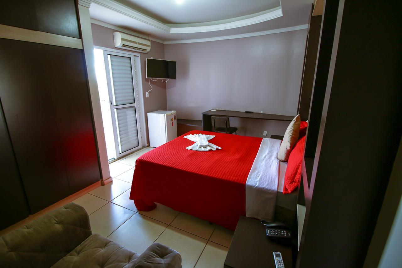 Piloes Palace Hotel Mineiros Luaran gambar