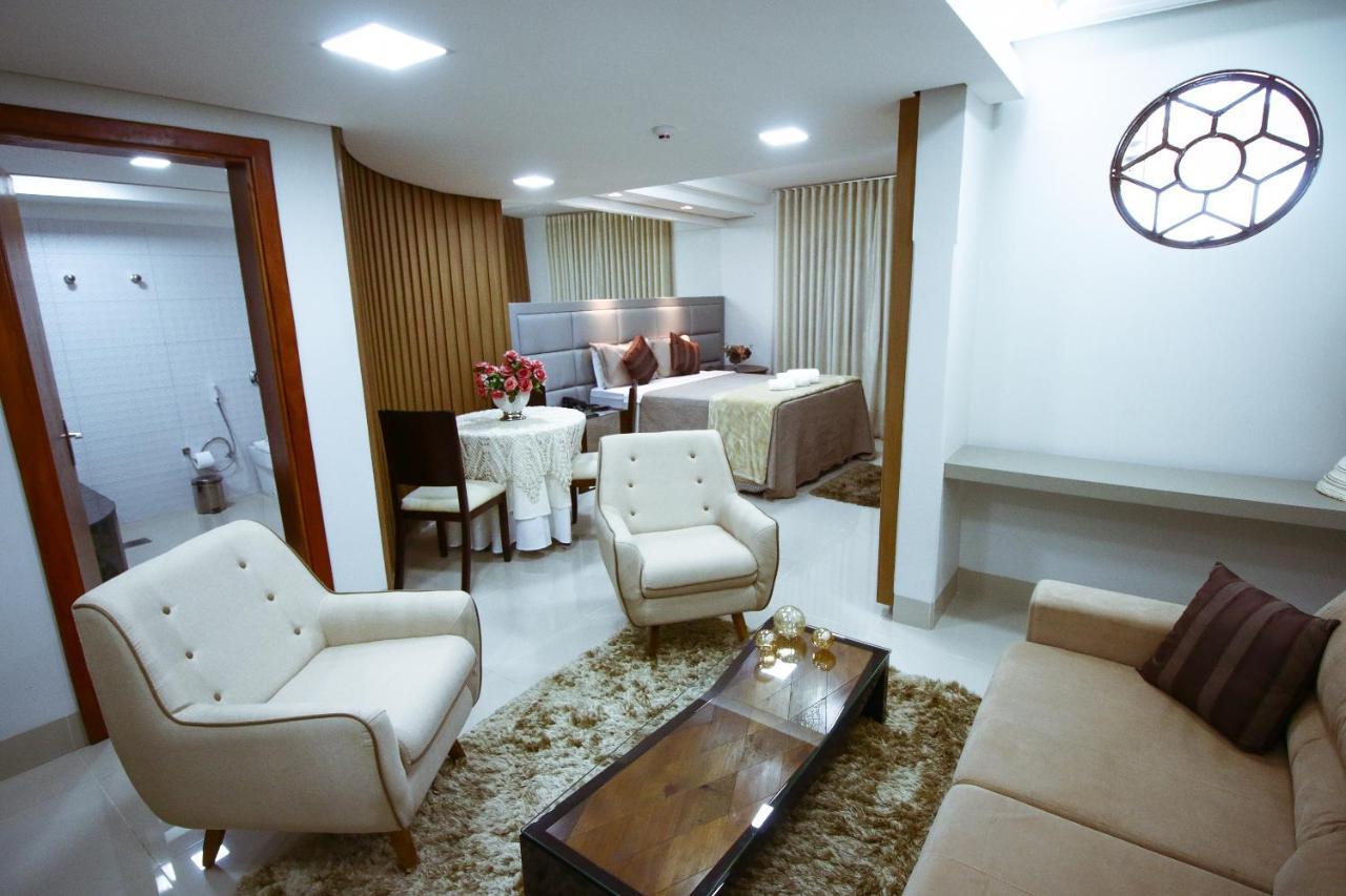 Piloes Palace Hotel Mineiros Luaran gambar